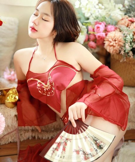 Moddum model exclusive gallery