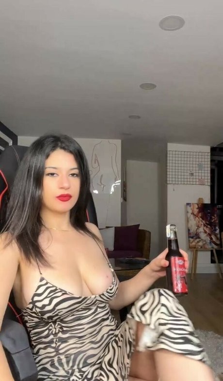 AyparsSss model perfect picture