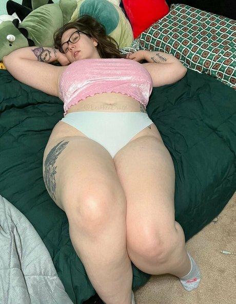 EarthenDruid adult model pics