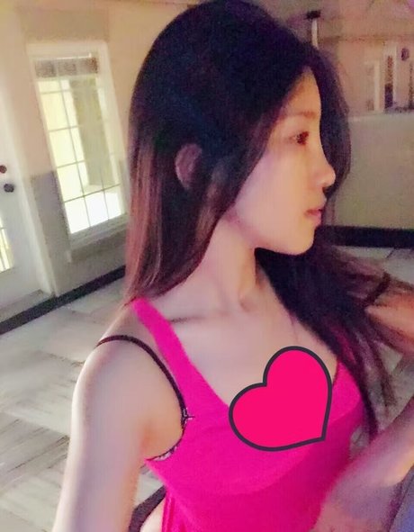 Vivika Babe star naked image