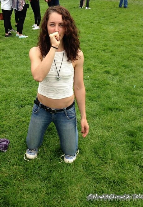 Jade Nimmo erotic model gallery