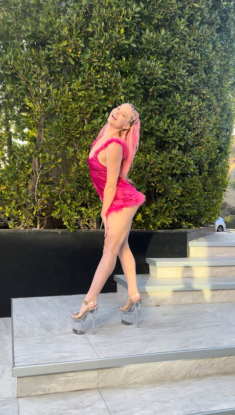 Charm Daze free star gallery