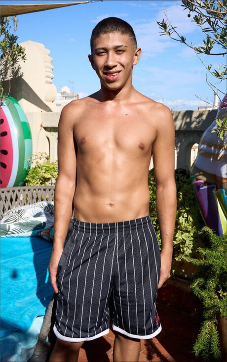 TwinkColombiano model adult pics