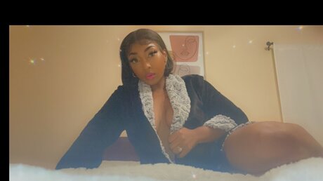 POKA JONTUS art model photo