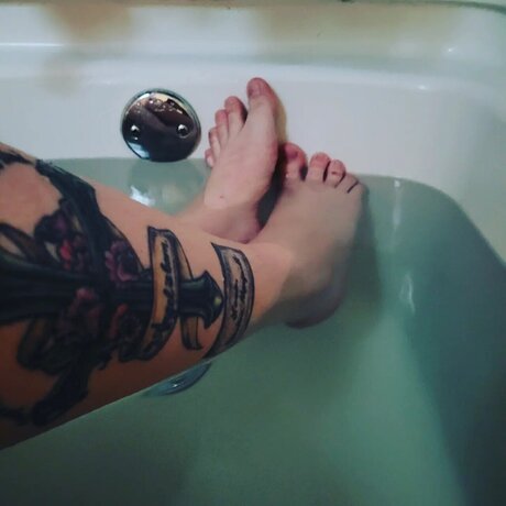 Hannah Belle perfect star pictures