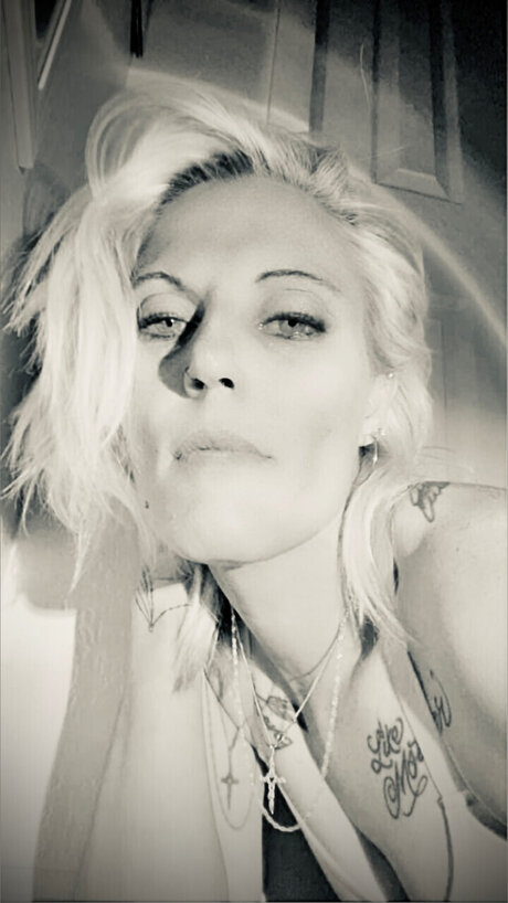 Hazeleyes_ pornstar free archive