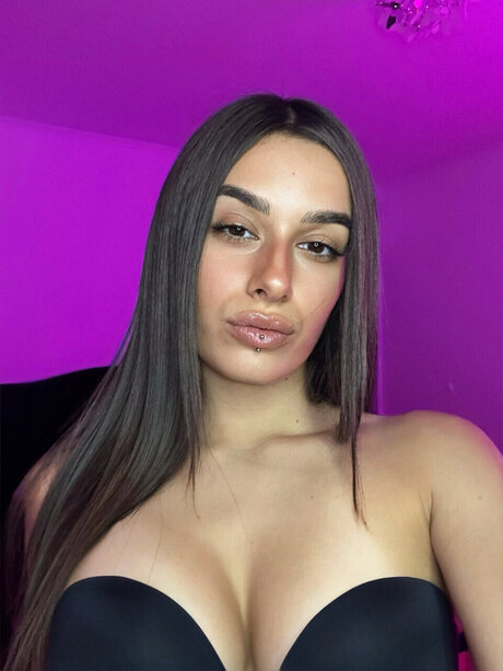 shemale interracial onlyfans porno pic