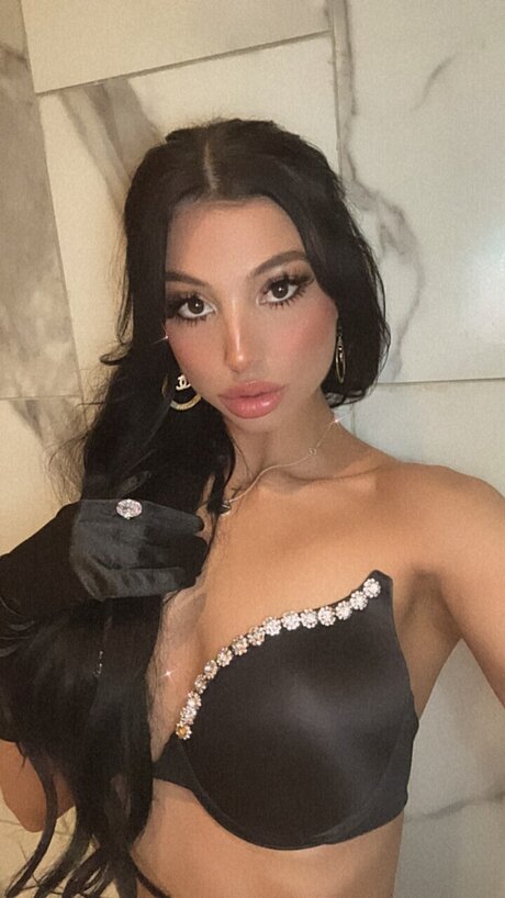 Morgan Summer exclusive model picture