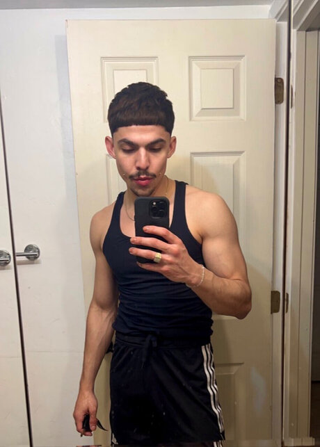 NICK8AE pornstar hd pictures