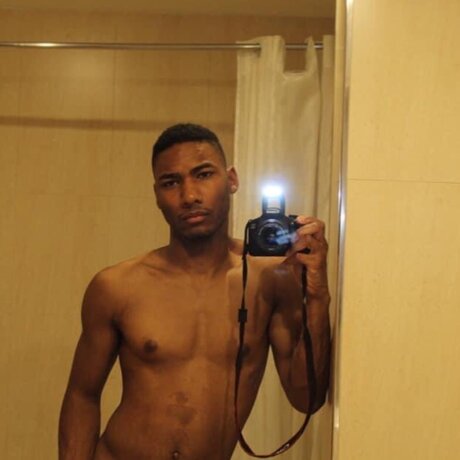 Sinnamon Bunn pornstar nice photo