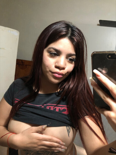 Ariana red_ pornographic actress pic