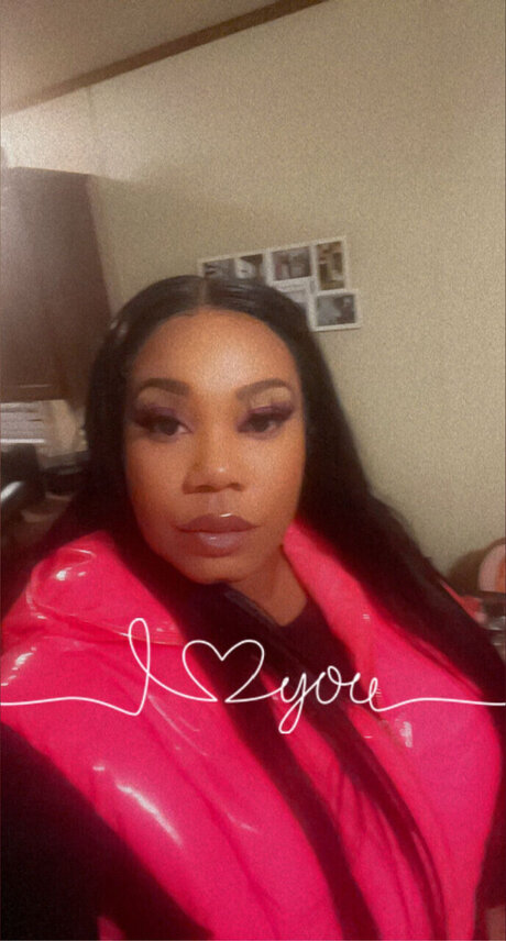 CaRaemel_ sex model image