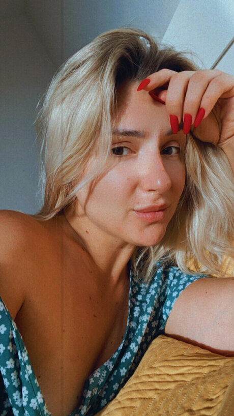 Mary Sweet Feet star pics