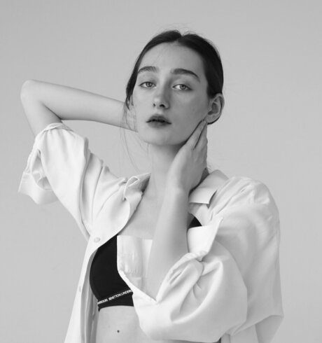 AlisaCoy pretty pornstar archive