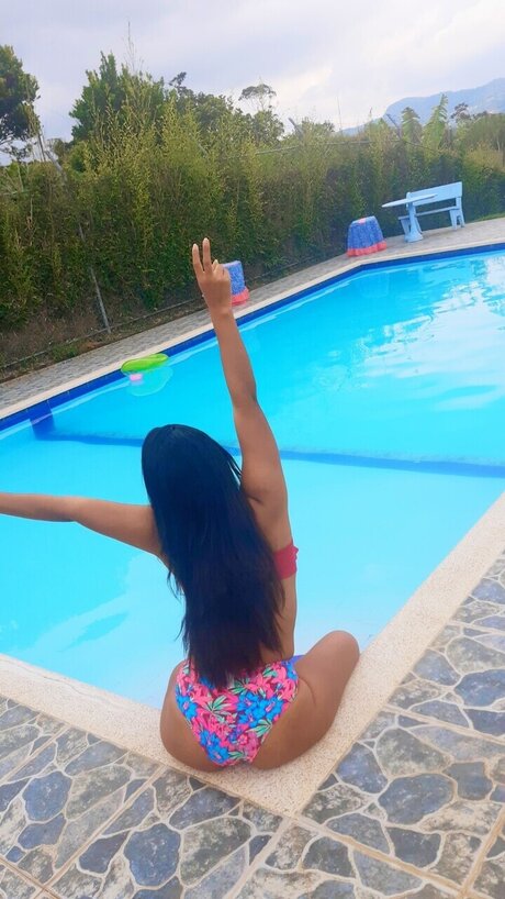 isabell pantoja adult model img