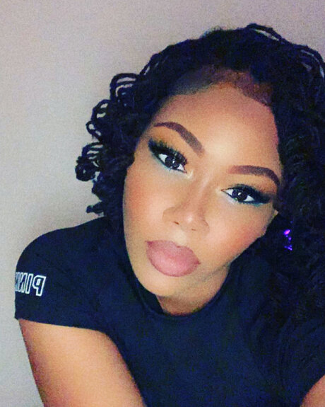 Payton pretty model images