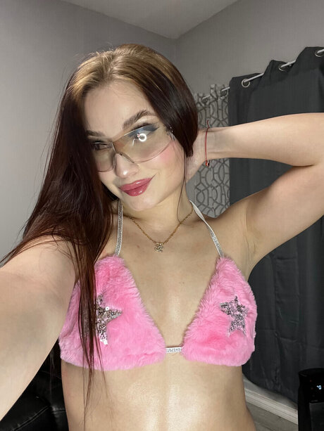 Gilliam_ star naked images