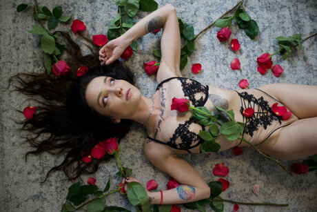 Carliezbad adult actress img