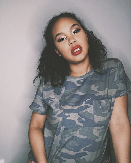 Bligsnicole pornstar xxx img