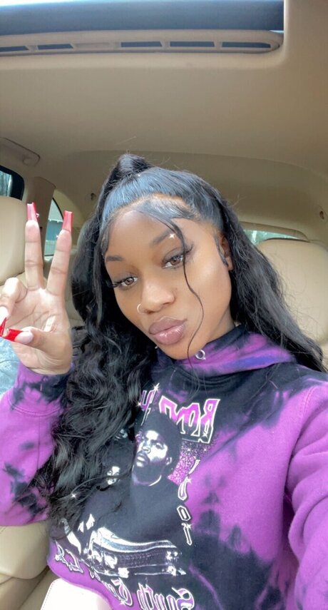 Prettyface star top gallery