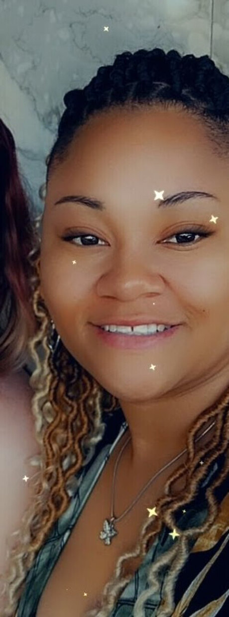 Lady Luckly erotic actress photo