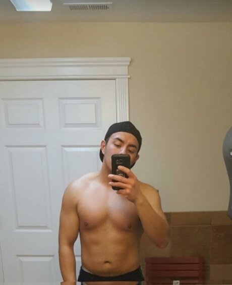 JMAN naked model images