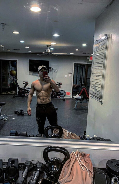 SimpinSauce erotic star photos