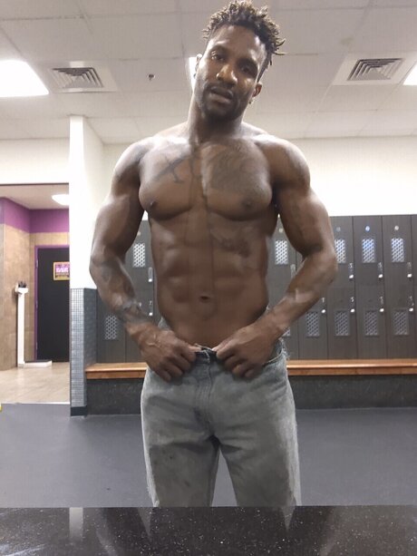 Juan Walton sexy pornstar pics