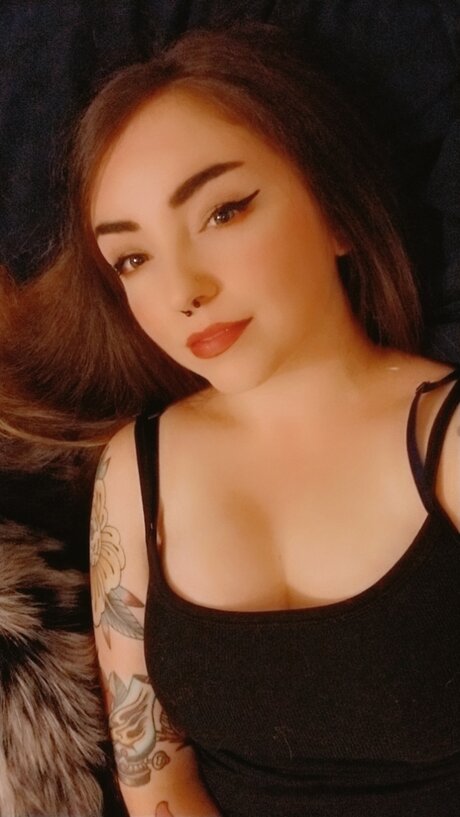 Saucy No Name pretty model pictures