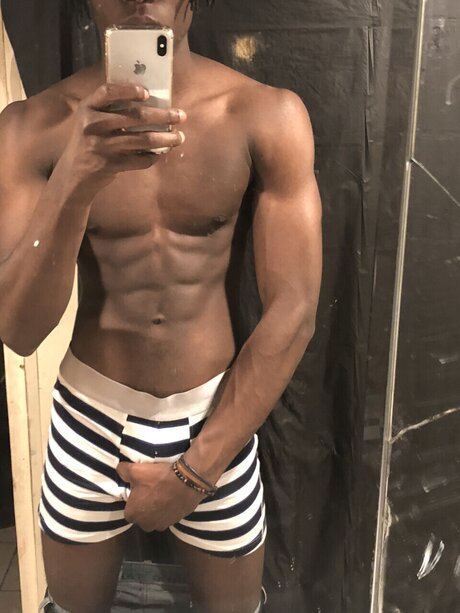 Iamshiesty star beautiful photo