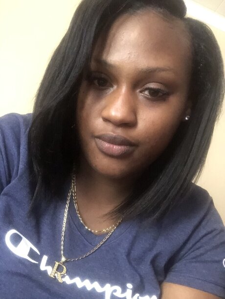 u64831217 model sexy pic