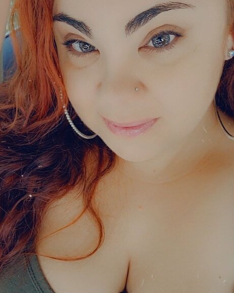 Bigbattygal_ model beautiful photo