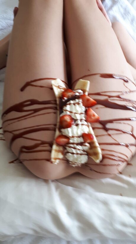 Gloria Glass star hot pictures