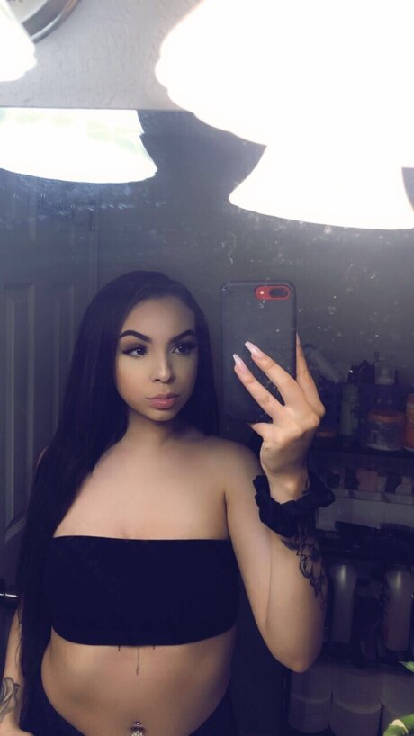 JMONEY_ model nice image