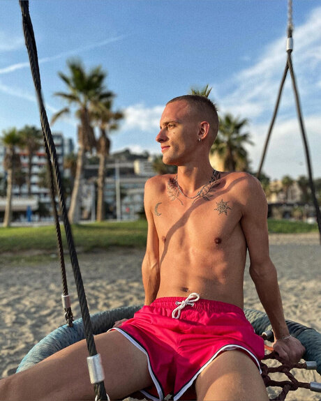 waitress onlyfans sexy images