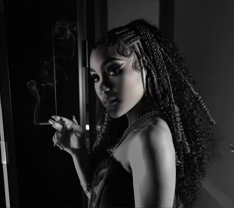 UNISOULL pornstar art pic