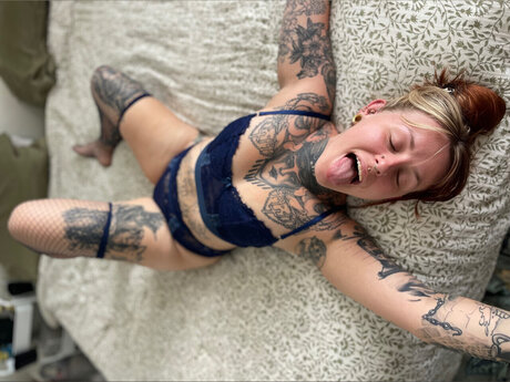 Buffy Lee star free photo