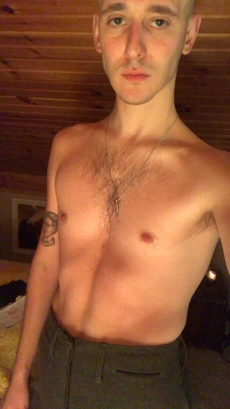 Dillon pretty model pic