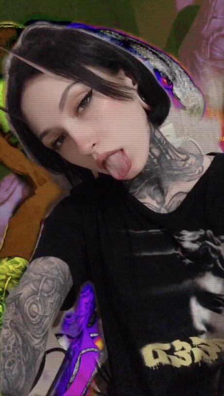 Sanyaaa hot actress photos