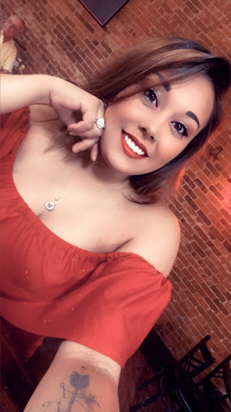 Yourqueenajones nude actress gallery