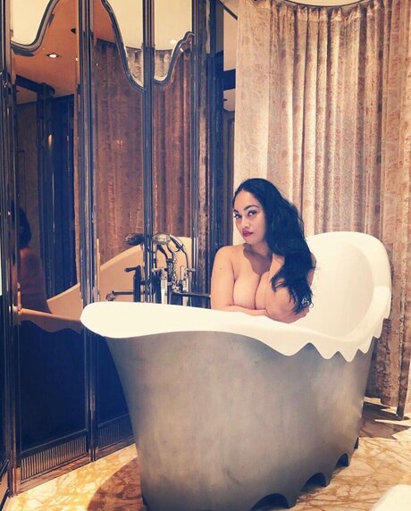 pp love model porn pic