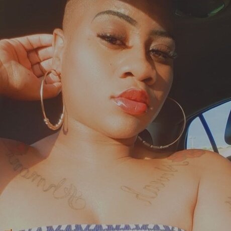 licking pussy onlyfans sexy photo