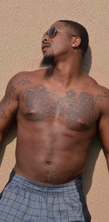 Jay Jonez The JoonkGod naked model picture