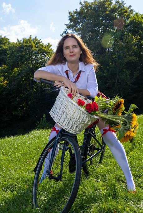 Joleen Turner actress galleries