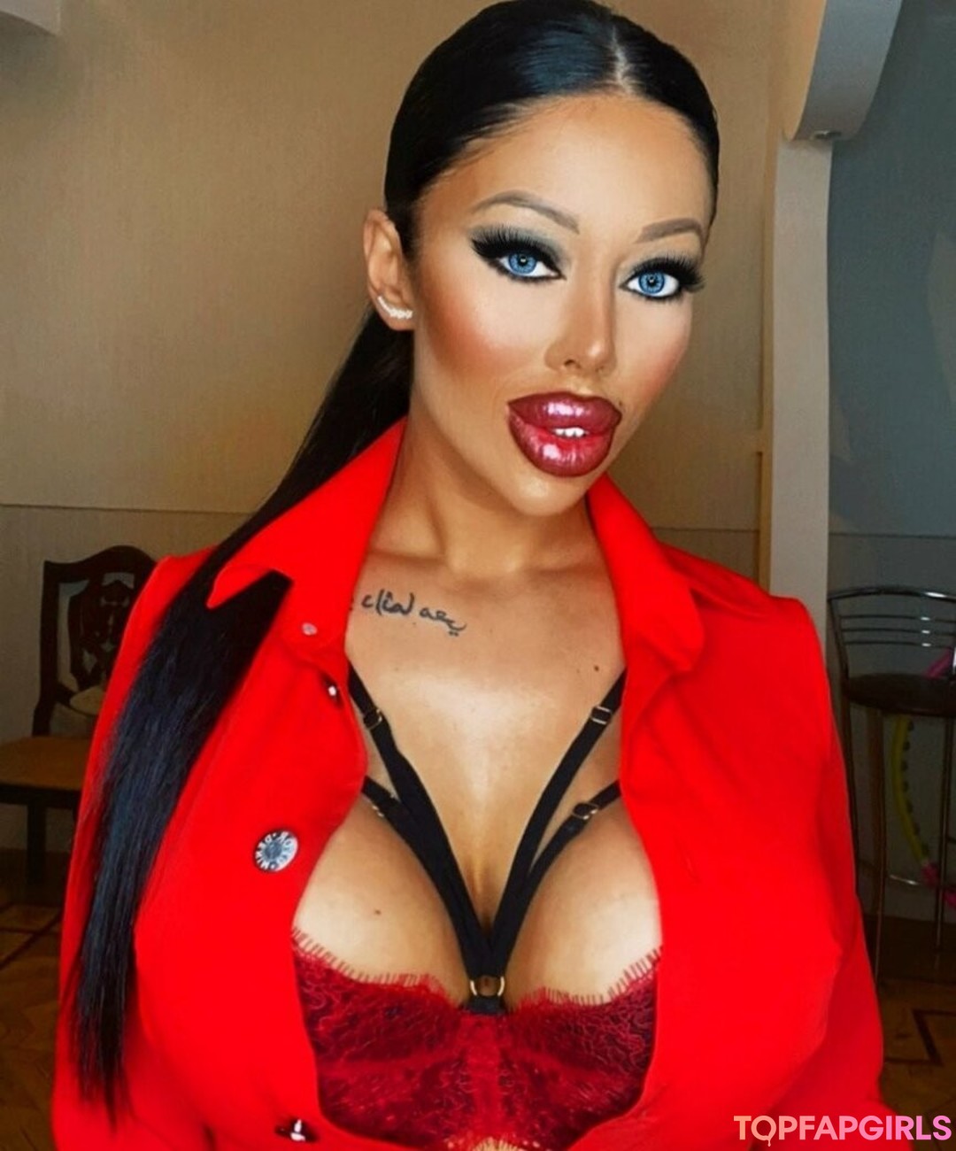 Lara Frost Fansly model nudes pic