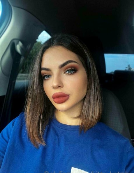 strawberry milk onlyfans pornographic pics