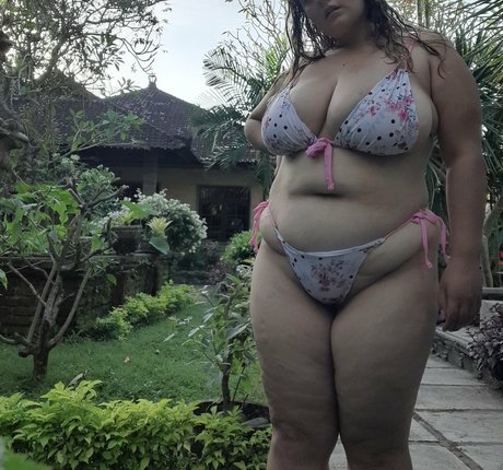 big tits brunette onlyfans nude archive