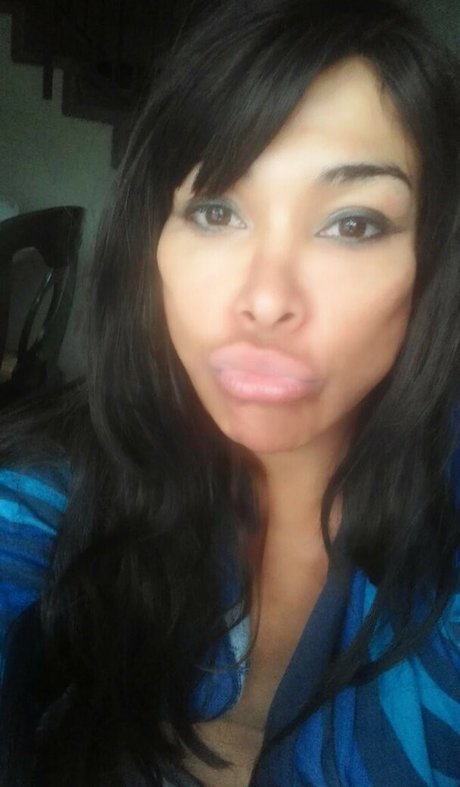 Vaniity model hot gallery