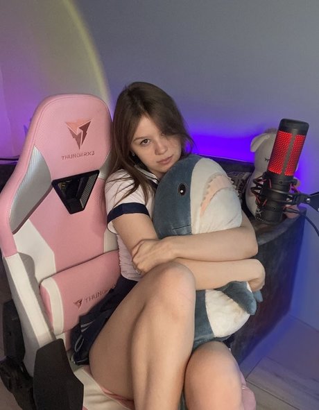 Memozka star nude galleries