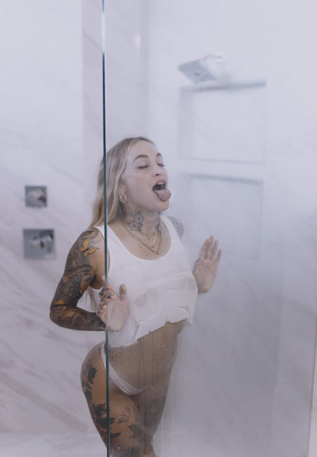 hottest wife onlyfans top galleries